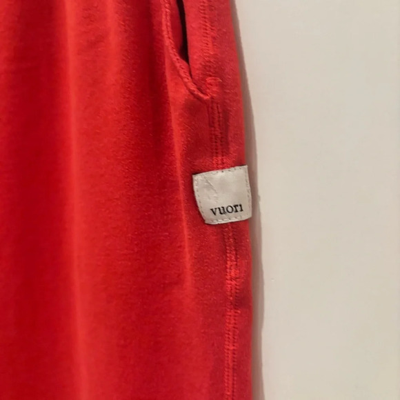 Vuori The Rise The Shine Performance Jogger Red Drawstring Front Pockets Small - Picture 4 of 10